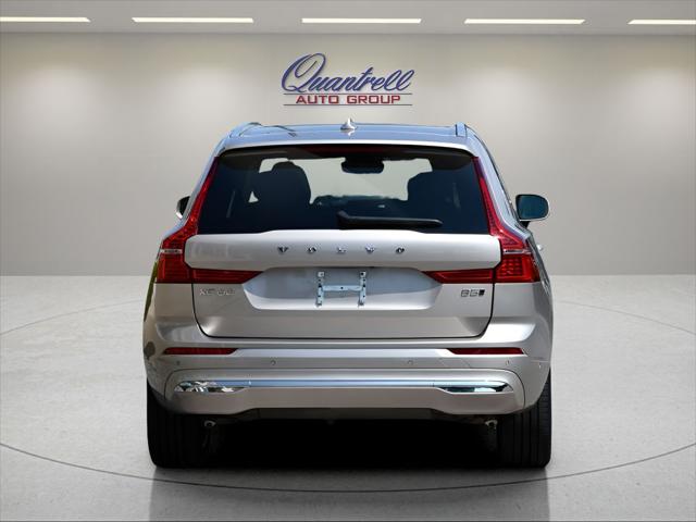 2023 Volvo XC60 SUV in Bright Dusk Metallic thumbnail 5