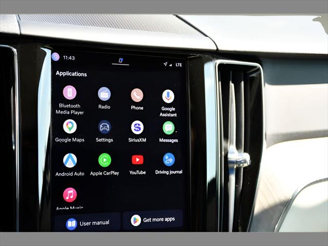 2023 Volvo XC60 SUV in Bright Dusk Metallic thumbnail 21