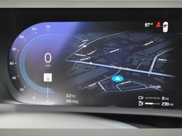2024 Volvo XC90 Recharge Plug-In Hybrid SUV in Crystal White Metallic thumbnail 19