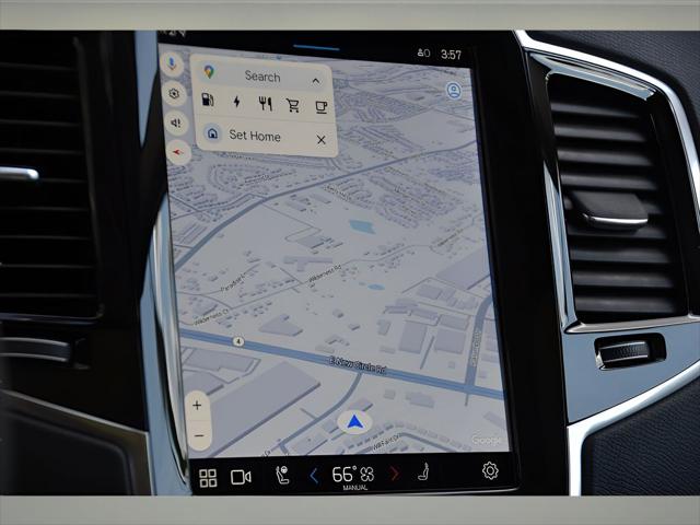 2024 Volvo XC90 Recharge Plug-In Hybrid SUV in Crystal White Metallic thumbnail 21