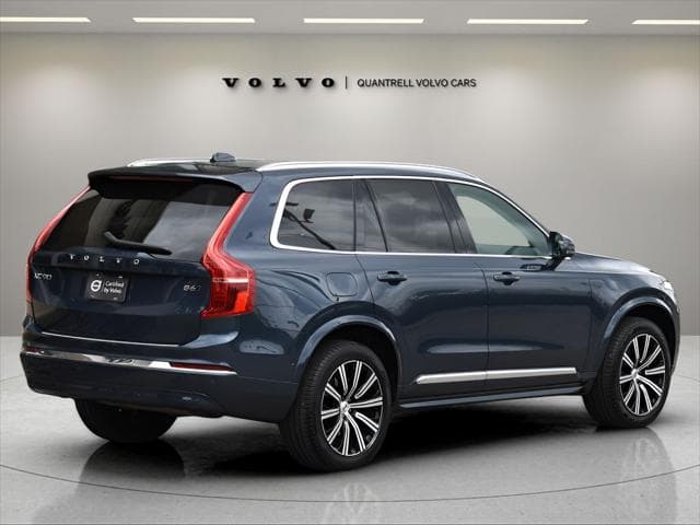 2024 Volvo XC90 SUV in Denim Blue Metallic thumbnail 4