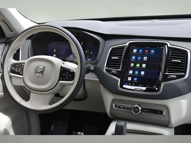 2024 Volvo XC90 SUV in Denim Blue Metallic thumbnail 18