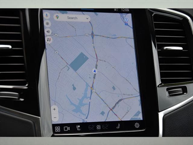 2024 Volvo XC90 SUV in Denim Blue Metallic thumbnail 22