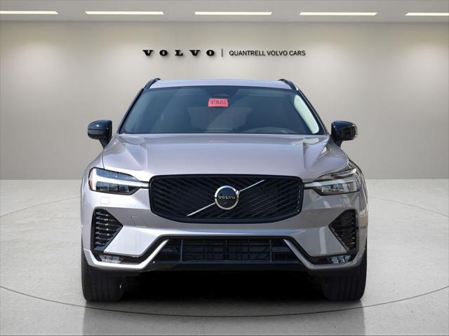 2026 Volvo XC60 SUV in Aurora Silver thumbnail 8