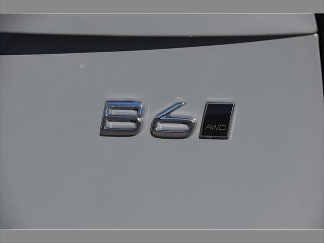 2026 Volvo XC90 SUV in Vapour Grey Metallic thumbnail 29