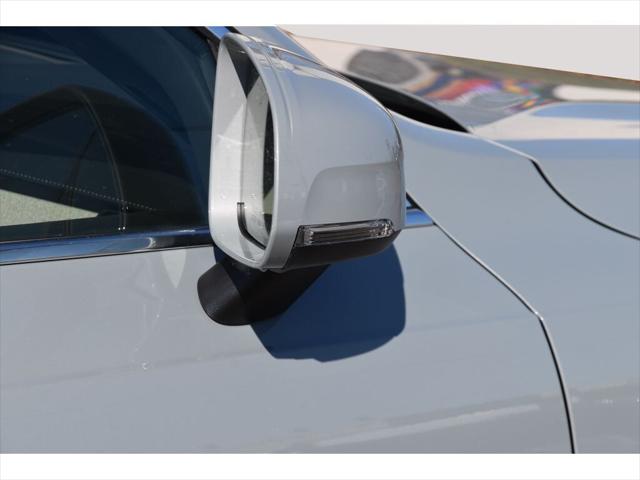 2026 Volvo XC90 SUV in Vapour Grey Metallic thumbnail 31