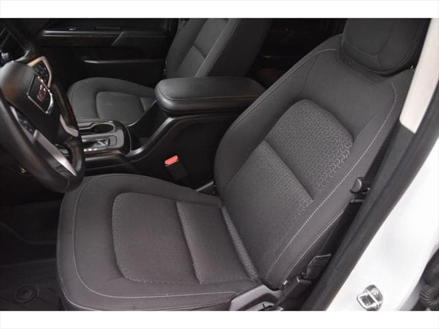 2019 GMC Canyon Truck in Summit White thumbnail 12