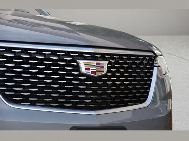 2025 Cadillac XT6 SUV in Argent Silver Metallic thumbnail 10