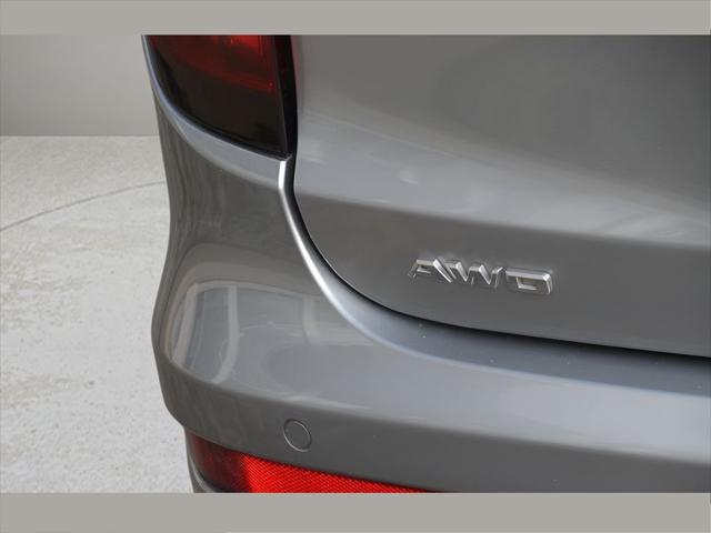 2025 Cadillac XT6 SUV in Argent Silver Metallic thumbnail 28