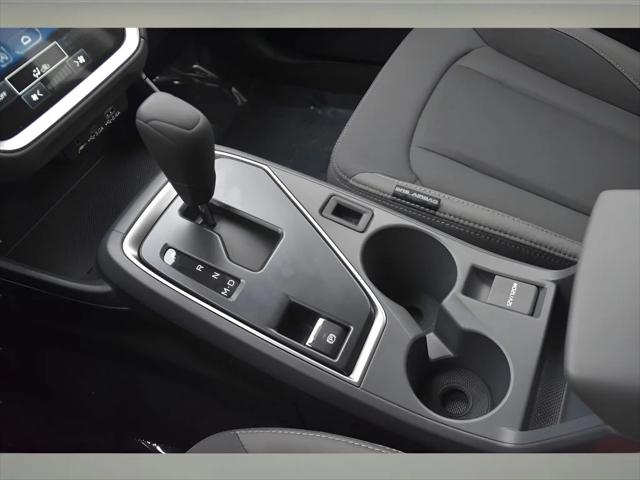 2025 Subaru Crosstrek SUV in Crystal White Pearl thumbnail 32