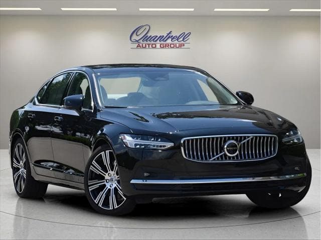 2025 Volvo S90 in Onyx Black Metallic