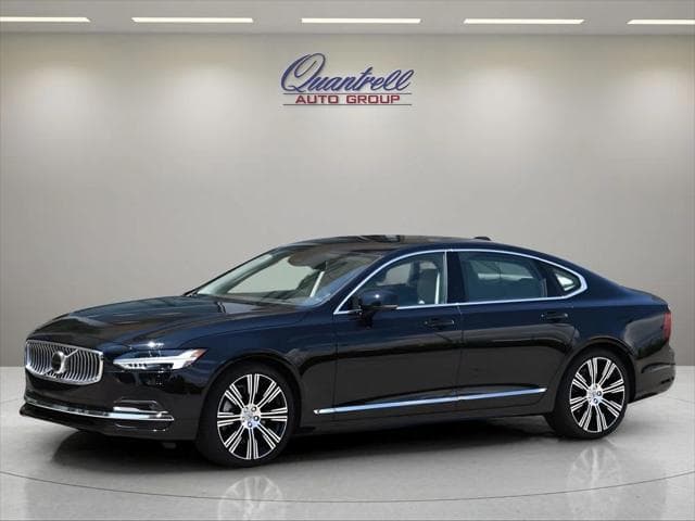 2025 Volvo S90 Sedan in Onyx Black Metallic thumbnail 15