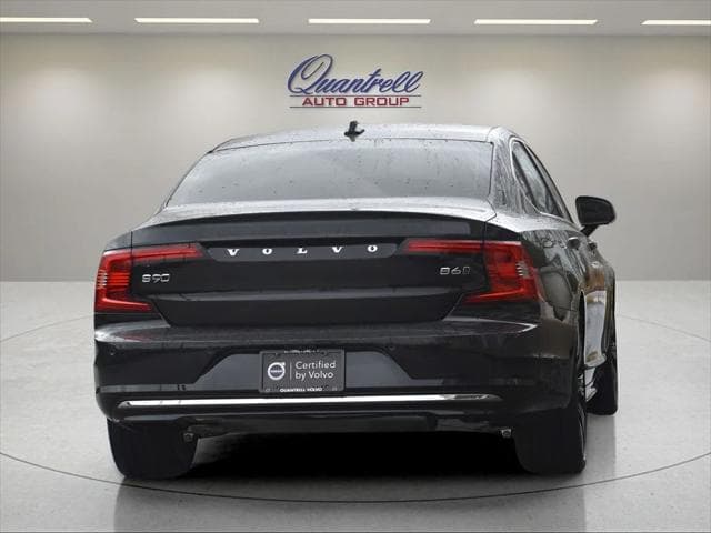 2025 Volvo S90 Sedan in Onyx Black Metallic thumbnail 20