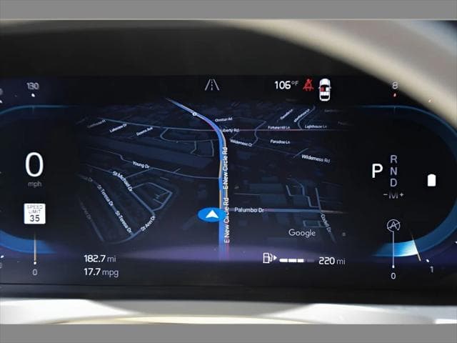 2025 Volvo S90 Sedan in Onyx Black Metallic thumbnail 37