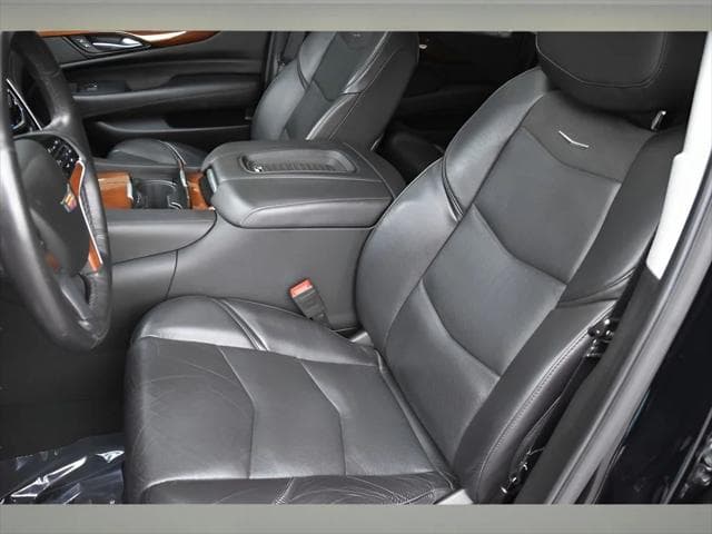 2019 Cadillac Escalade ESV SUV in Black Raven thumbnail 14