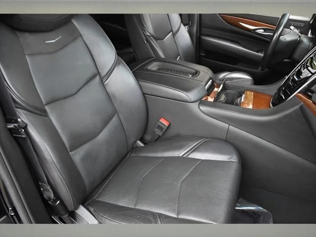 2019 Cadillac Escalade ESV SUV in Black Raven thumbnail 32
