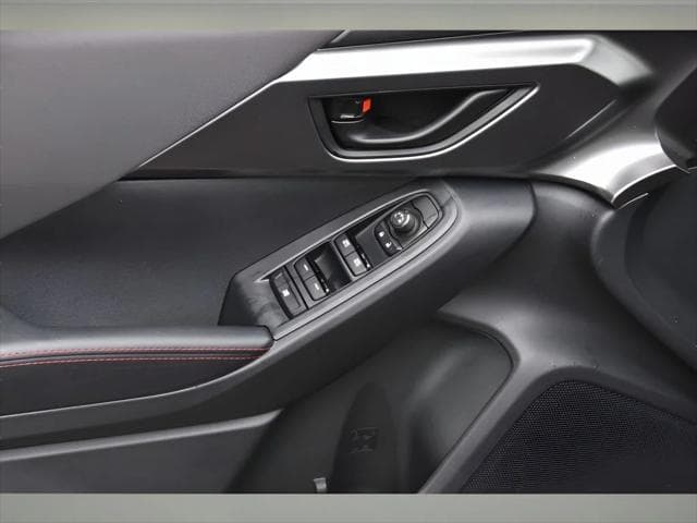 2025 Subaru Impreza Hatchback in Crystal Black Silica thumbnail 25