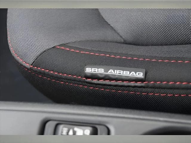 2025 Subaru Impreza Hatchback in Crystal Black Silica thumbnail 35