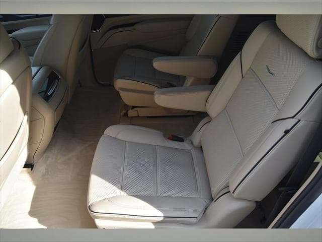 2023 Cadillac Escalade ESV SUV in Crystal White Tricoat thumbnail 15