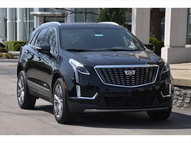 2025 Cadillac XT5 SUV in Stellar Black Metallic thumbnail 2