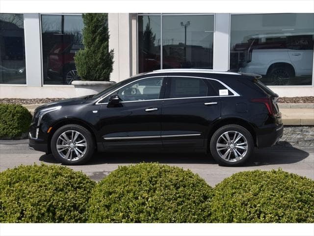 2025 Cadillac XT5 SUV in Stellar Black Metallic thumbnail 6