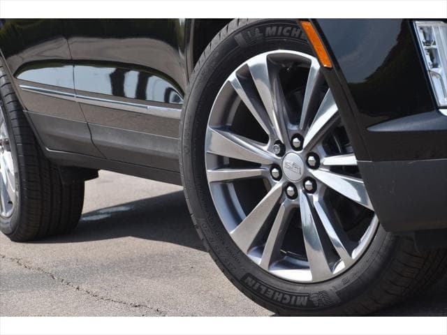 2025 Cadillac XT5 SUV in Stellar Black Metallic thumbnail 10