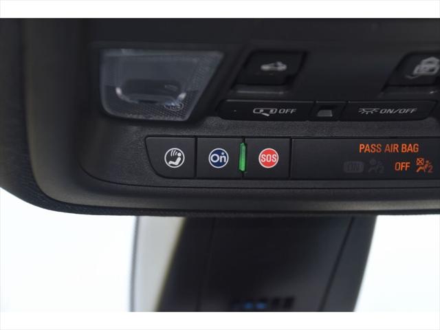 2025 Cadillac XT5 SUV in Stellar Black Metallic thumbnail 39