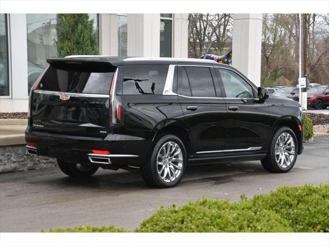 2022 Cadillac Escalade SUV in Black Raven thumbnail 4