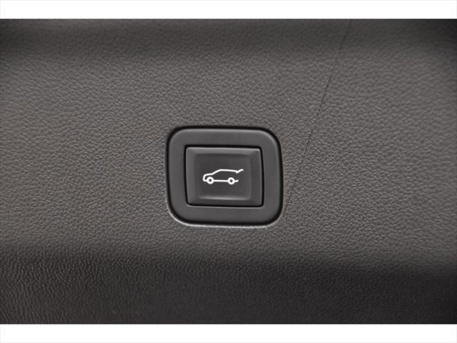 2022 Cadillac Escalade SUV in Black Raven thumbnail 26