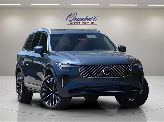 2026 Volvo XC90 Plug-In Hybrid SUV in Denim Blue Metallic thumbnail 1