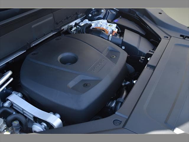 2026 Volvo XC90 Plug-In Hybrid SUV in Denim Blue Metallic thumbnail 25