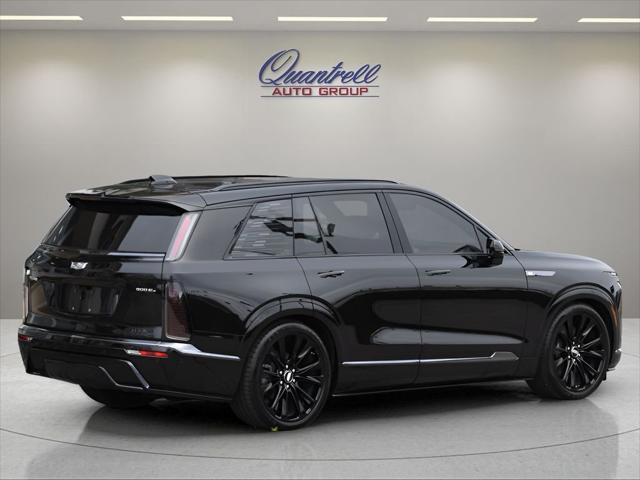 2026 Cadillac VISTIQ SUV in Stellar Black Metallic thumbnail 4