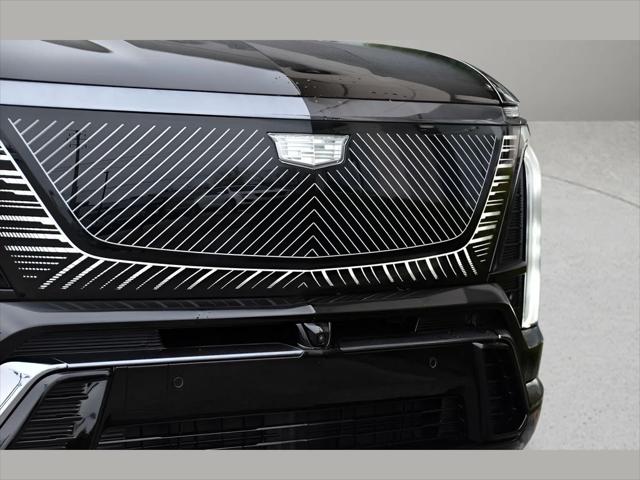 2026 Cadillac VISTIQ SUV in Stellar Black Metallic thumbnail 10