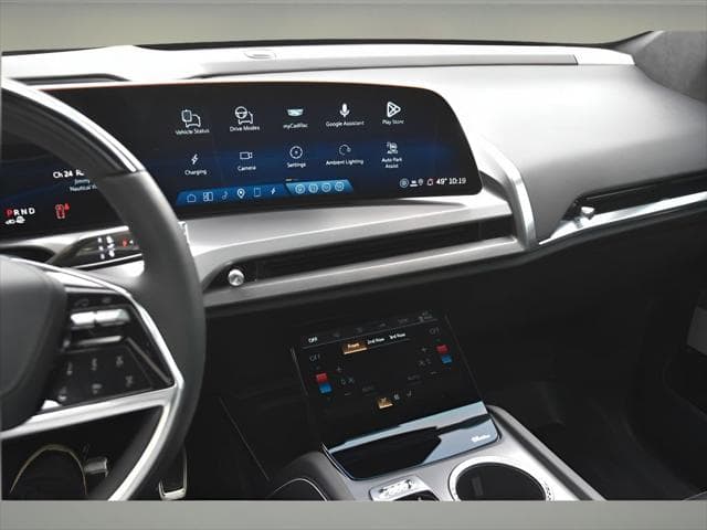 2026 Cadillac VISTIQ SUV in Stellar Black Metallic thumbnail 22