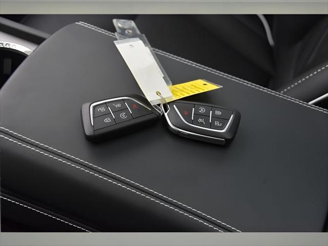 2026 Cadillac VISTIQ SUV in Stellar Black Metallic - Image 39