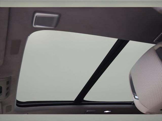 2026 Cadillac Escalade ESV SUV in Black Raven thumbnail 15