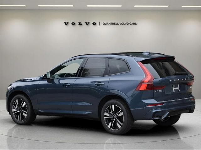 2026 Volvo XC60 SUV in Denim Blue Metallic thumbnail 6