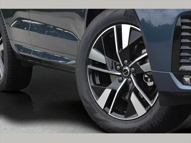 2026 Volvo XC60 SUV in Denim Blue Metallic thumbnail 40