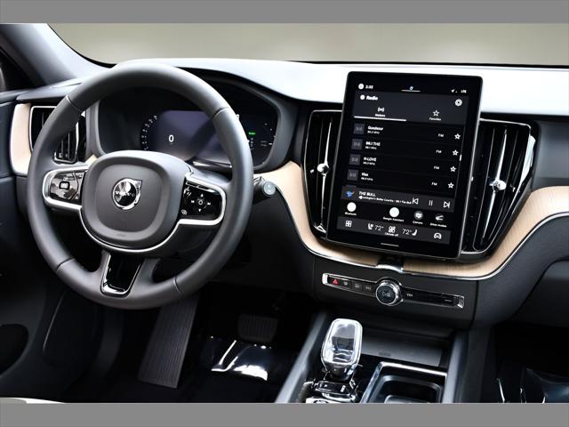 2026 Volvo XC60 Plug-In Hybrid SUV in Vapour Grey Metallic thumbnail 17