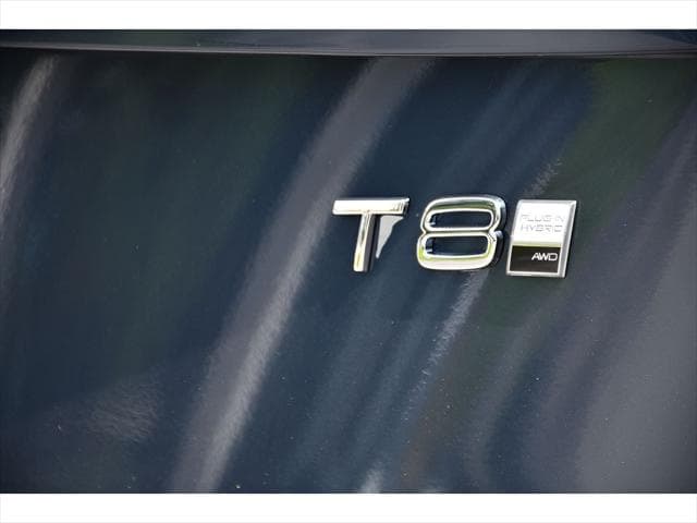2026 Volvo XC90 Plug-In Hybrid SUV in Denim Blue Metallic thumbnail 29