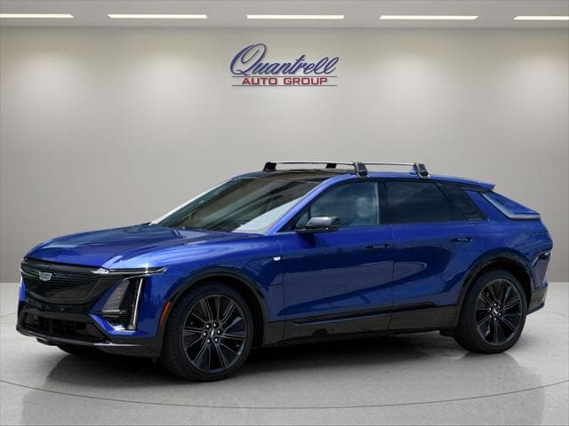 2025 Cadillac LYRIQ SUV in Opulent Blue Metallic thumbnail 8
