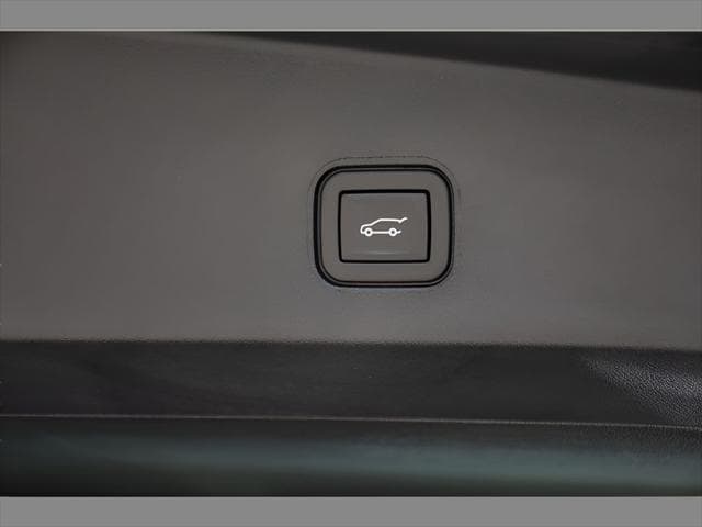 2025 Cadillac LYRIQ SUV in Opulent Blue Metallic thumbnail 24