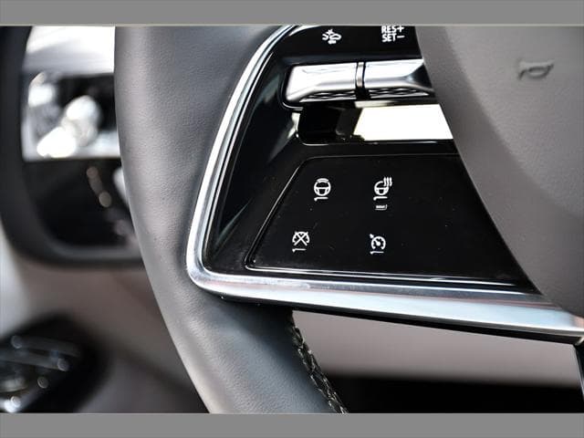 2025 Cadillac LYRIQ SUV in Opulent Blue Metallic thumbnail 34