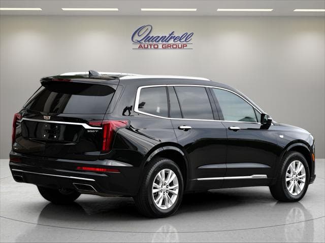 2024 Cadillac XT6 SUV in Stellar Black Metallic thumbnail 4