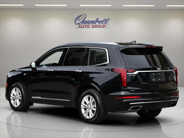2024 Cadillac XT6 SUV in Stellar Black Metallic thumbnail 6