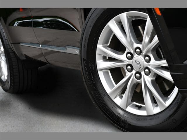 2024 Cadillac XT6 SUV in Stellar Black Metallic thumbnail 11