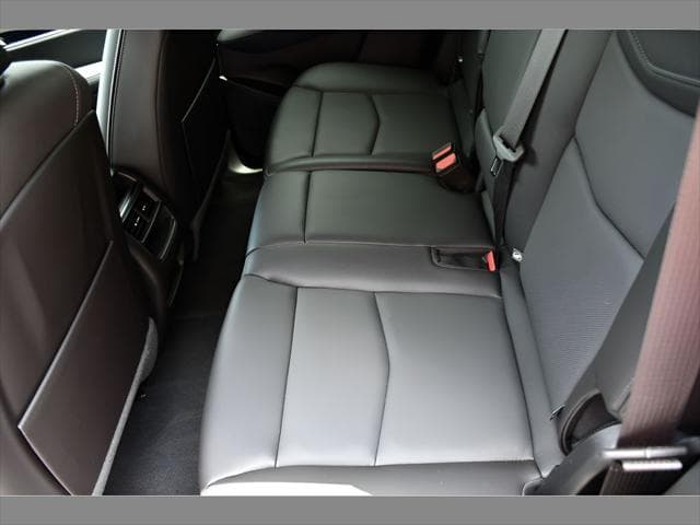 2024 Cadillac XT5 SUV in Stellar Black Metallic thumbnail 16