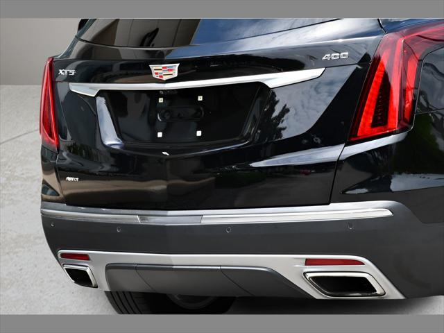 2024 Cadillac XT5 SUV in Stellar Black Metallic thumbnail 30