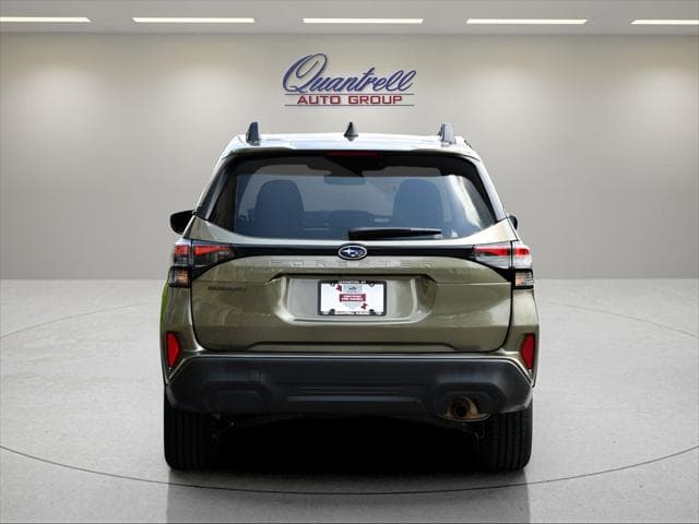 2026 Subaru Forester SUV in Autumn Green Metallic thumbnail 5