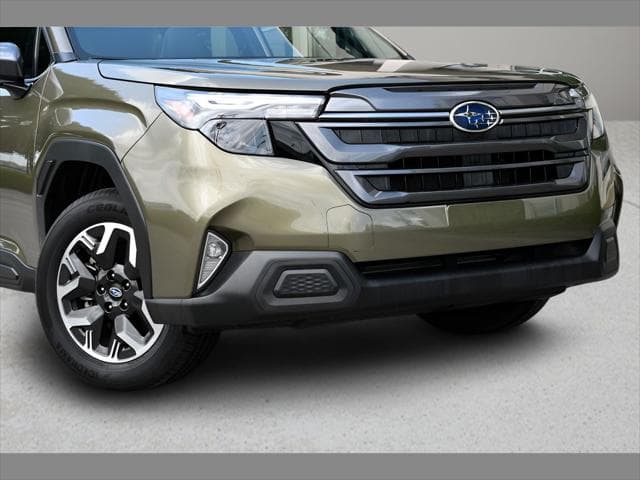 2026 Subaru Forester SUV in Autumn Green Metallic thumbnail 10